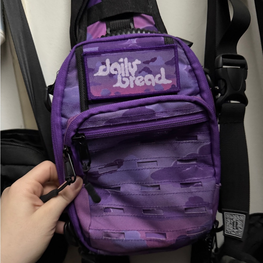 Purple Camouflage Men's Bagdaklu bread clouds tactical bag